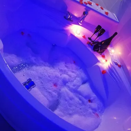 Holiday home V&m Con Jacuzzi Ostuni