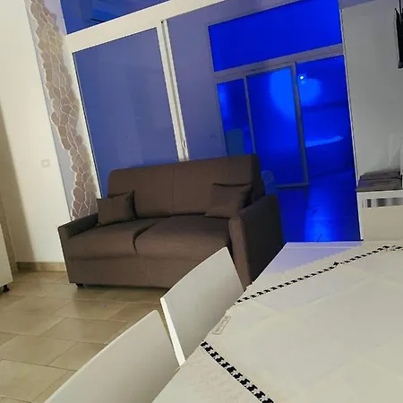 Feriehus V&m Con Jacuzzi