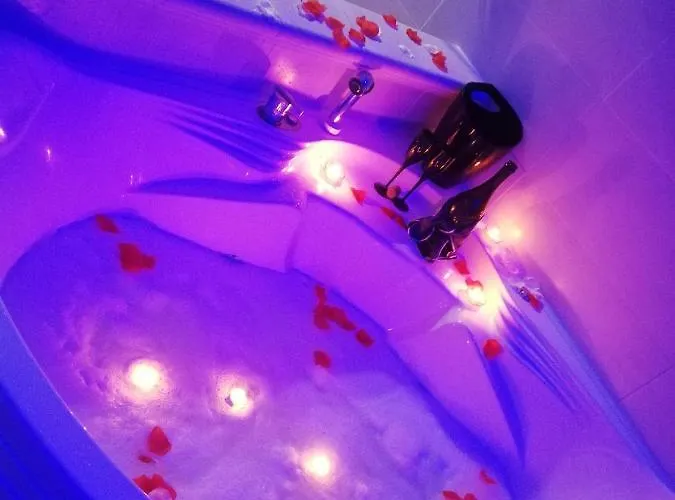 V&m Con Jacuzzi *