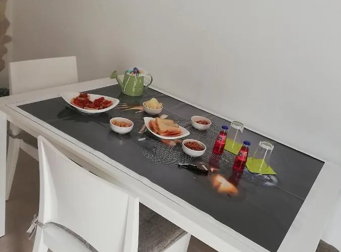 V&m Con Jacuzzi * 오스투니